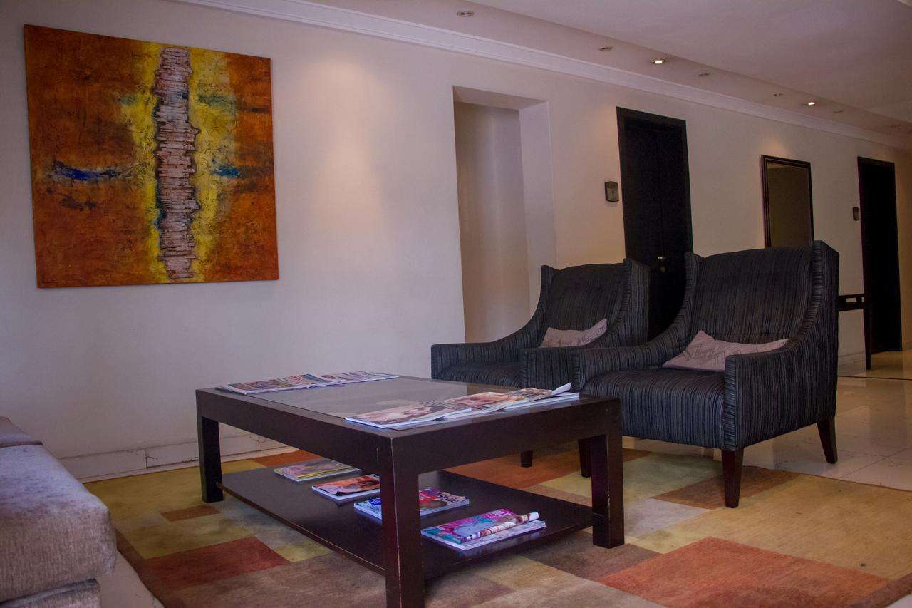 S & S Hotel & Suites Lagos Esterno foto