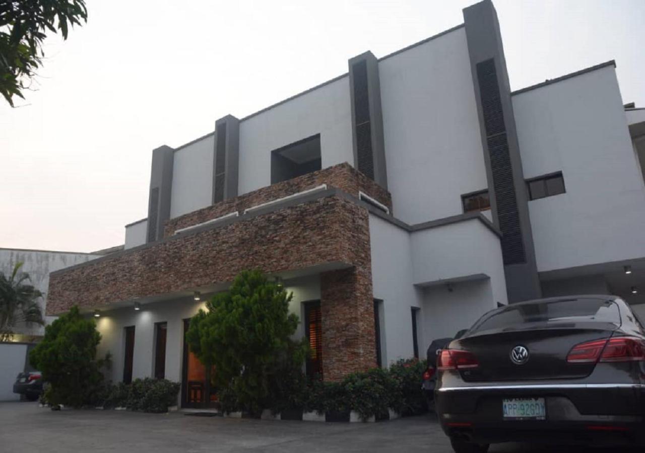 S & S Hotel & Suites Lagos Esterno foto