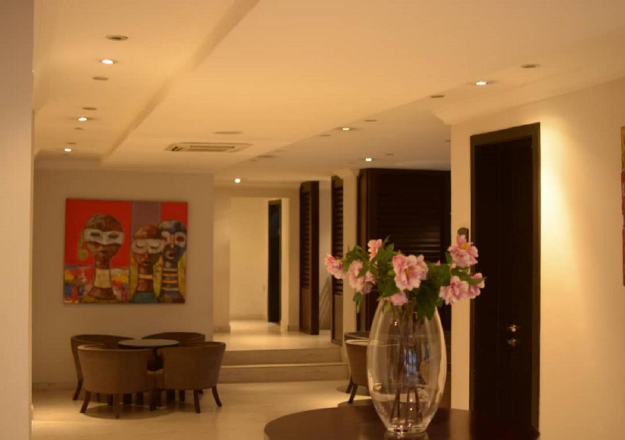 S & S Hotel & Suites Lagos Esterno foto