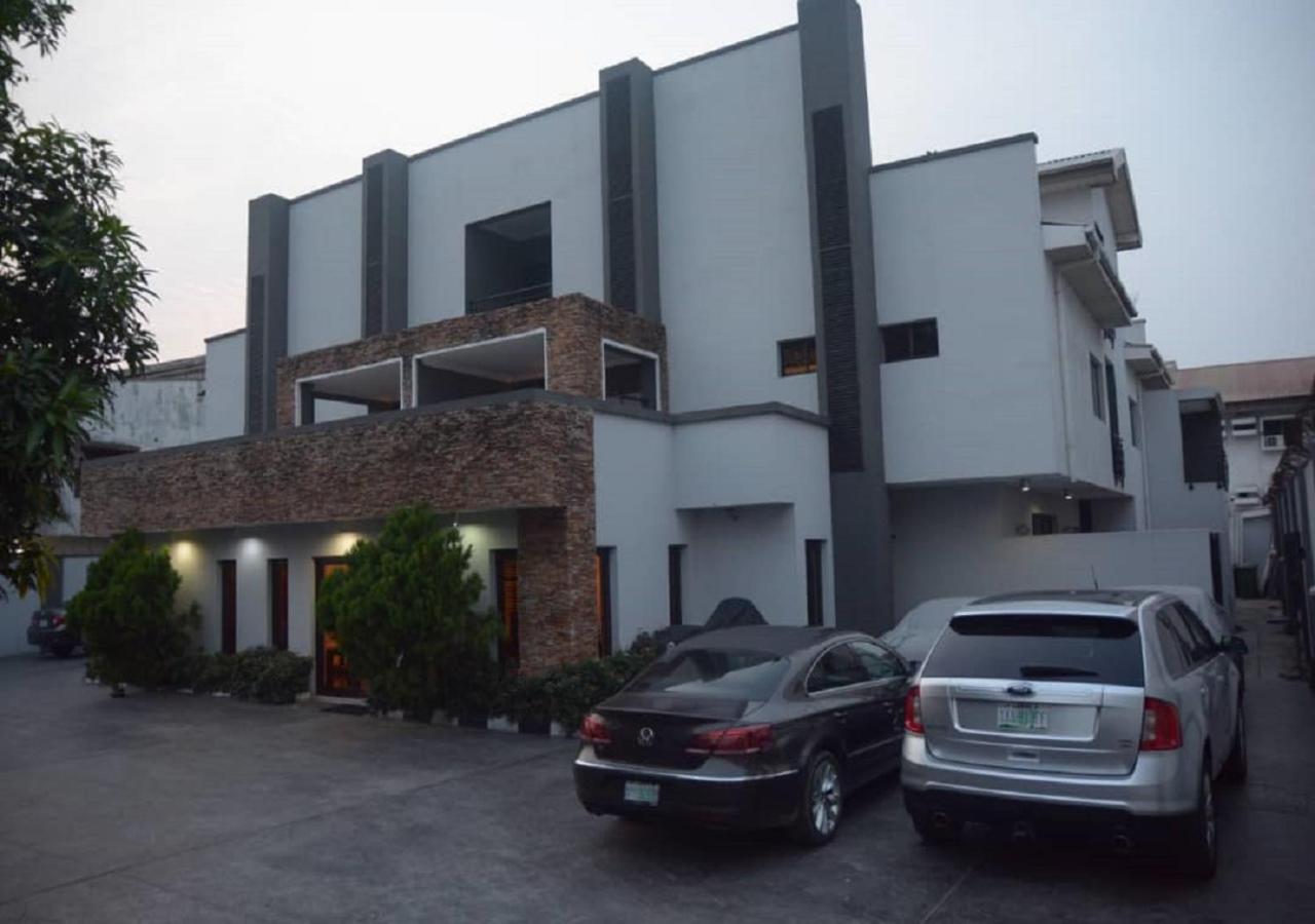 S & S Hotel & Suites Lagos Esterno foto